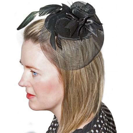 Mini chapeau "bibi" noir avec barrette